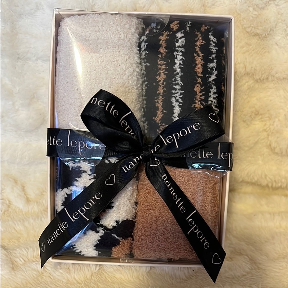 Nanette Lepore Black, Cream and Brown Socks Set 4 Pcs